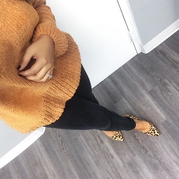 Meet your Posher, Evelyn - Picture 3 of 8